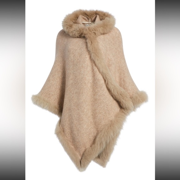 NWT Alice + Olivia Kamala Hooded poncho/wrap/cape w/ Fur in Tan Natural $895 - Picture 4 of 5